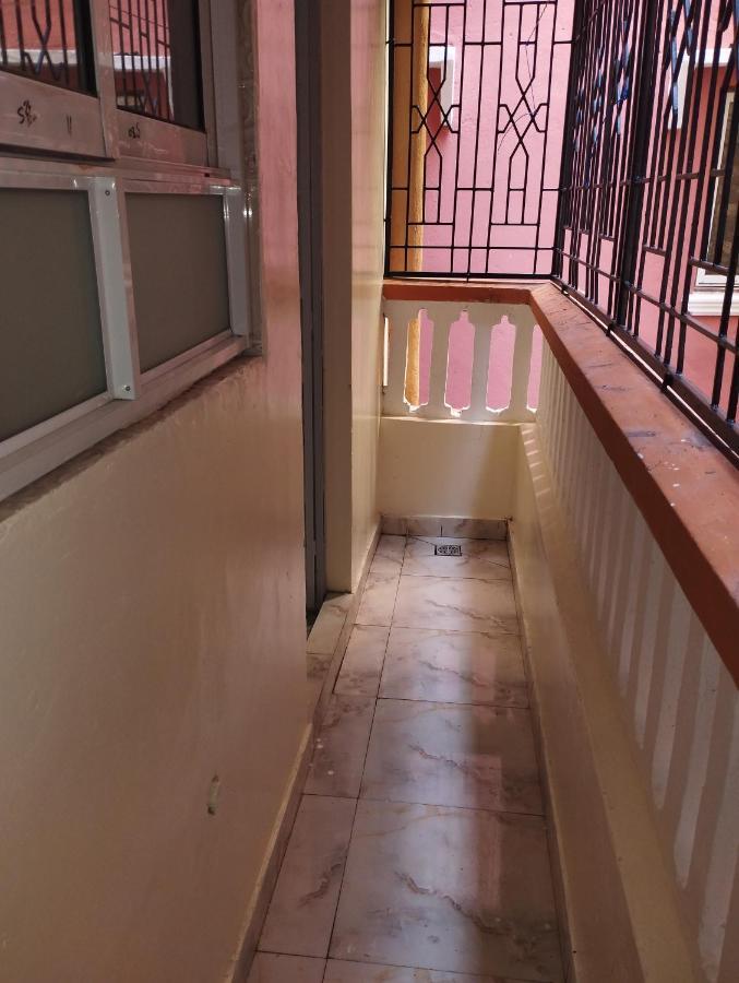 Bed and Breakfast Divine Studio Mombasa Exterior foto