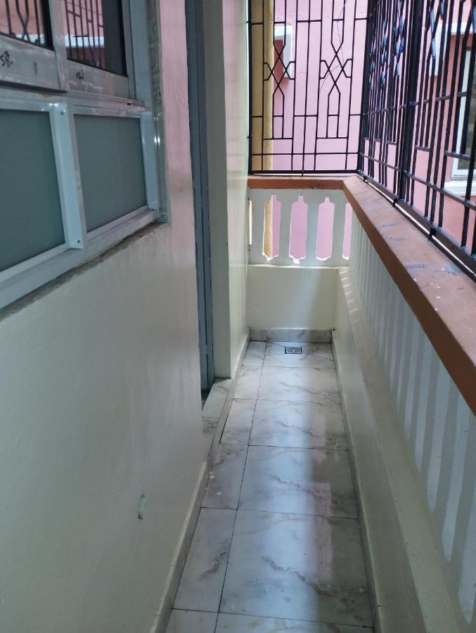 Bed and Breakfast Divine Studio Mombasa Exterior foto